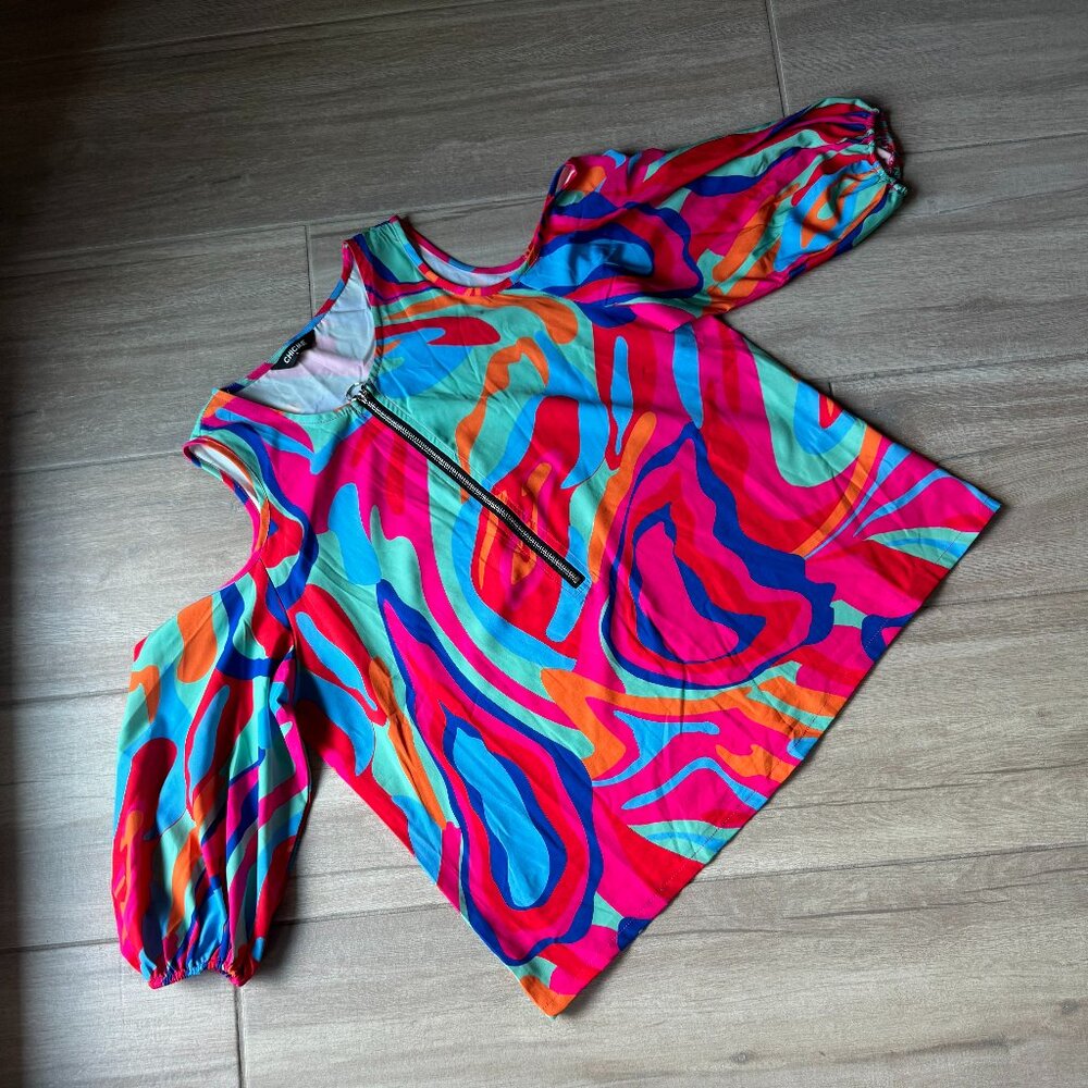CHICME Colorful Abstract Cold Shoulder Top - Women's Size L